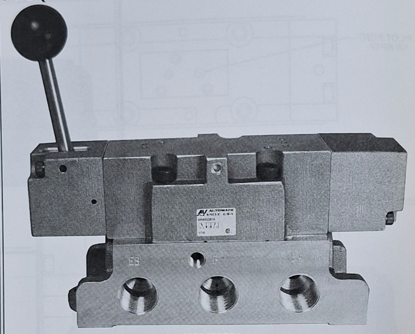 VÁLVULA PNEUMÁTICA DE ALAVANCA + SUB-BASE SAE, 5/2 VIAS, RETORNO MOLA, 1/2"